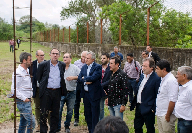 150319 2. Autoridades provinciales y del Club AHZ recorren los predios de la institución crop 650x450