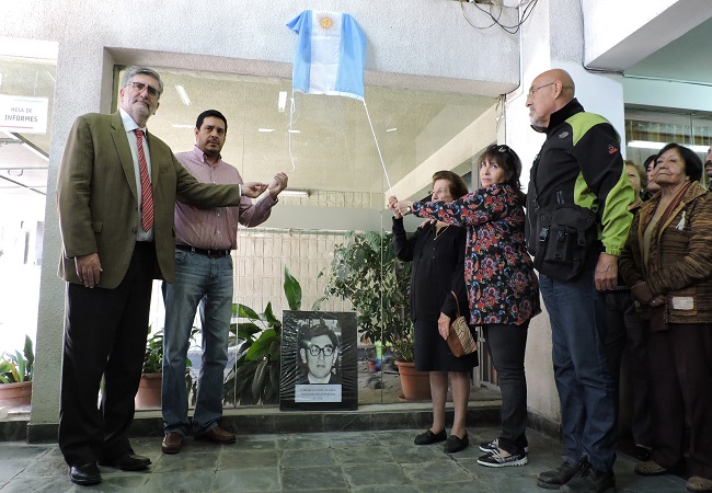 241116 Colocacion de placa